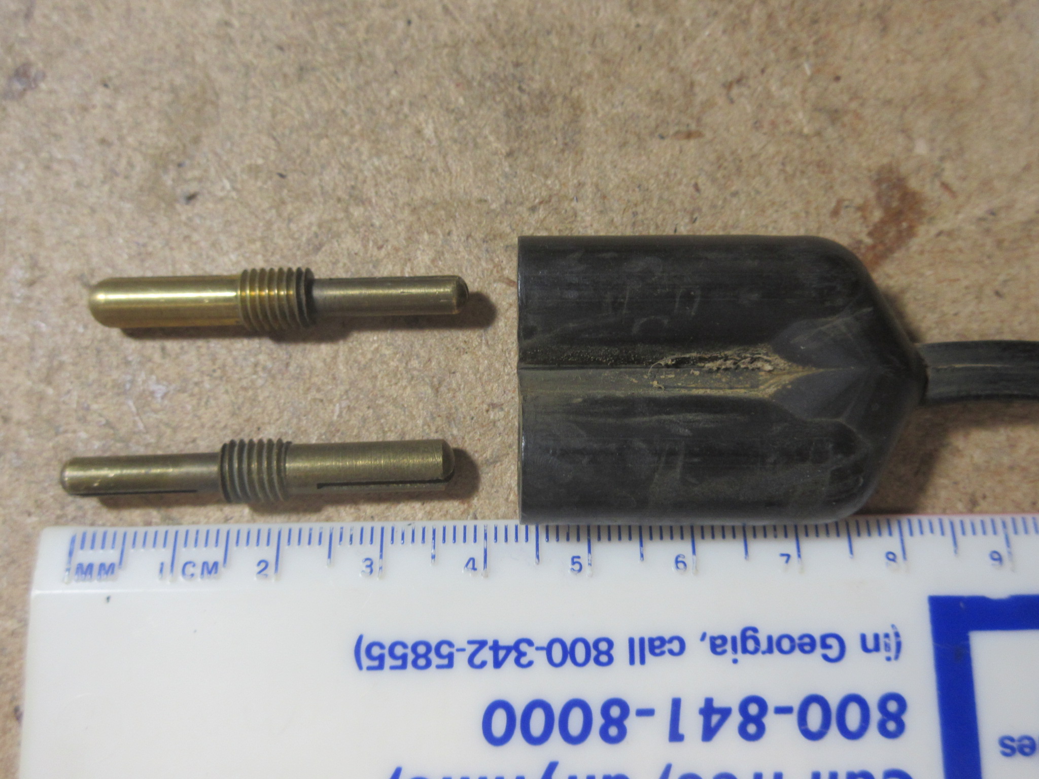 GRC-109 AC power plug adaptability